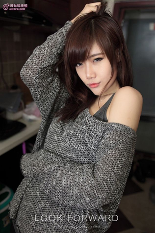 免费美女靠逼软件首页界面